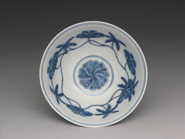 青花葵花紋碗