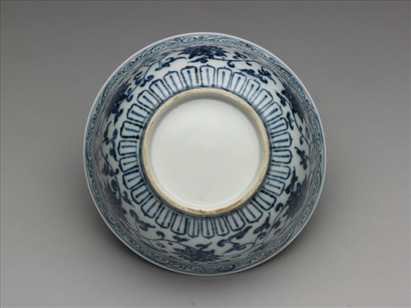 青花四季花卉紋碗