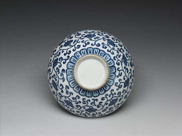 青花靈芝紋大碗