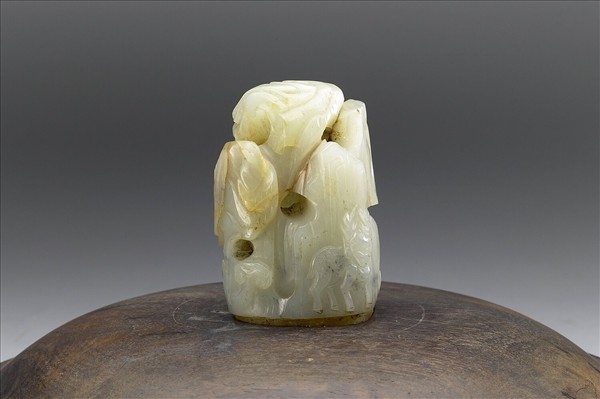 鹿鶴山石紋玉頂