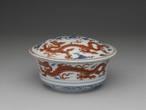 青花礬紅雲龍紋合碗