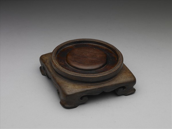 青花牽牛花卉紋折方瓶