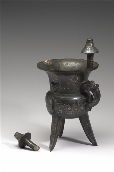 嵌金銀獸面紋斝