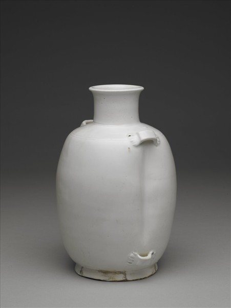 邢窯 白瓷穿帶壺