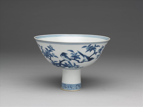 青花花鳥紋高足碗