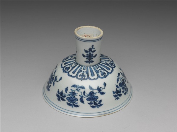 青花花鳥紋高足碗