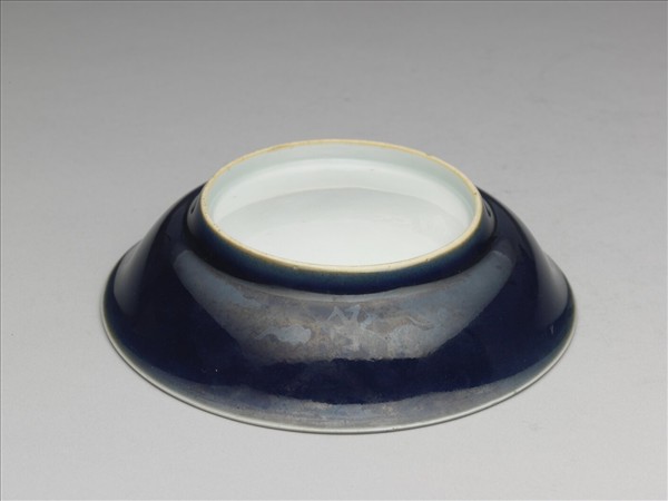 霽青釉盤