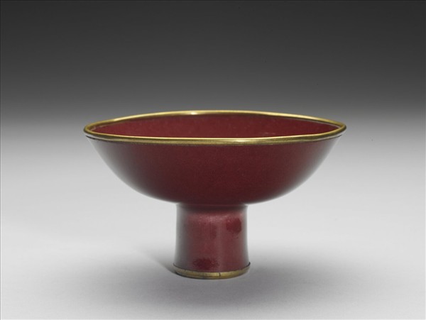 霽紅釉高足碗