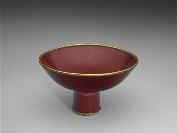霽紅釉高足碗