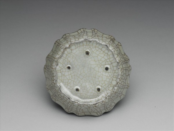 哥窯 粉青牡丹花式洗