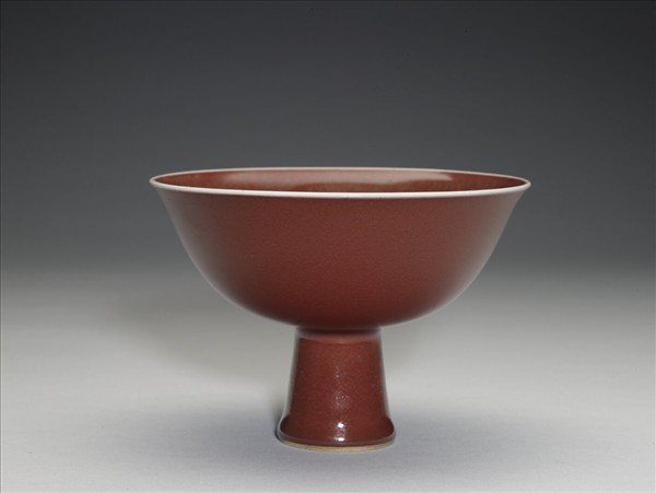 霽紅釉高足碗