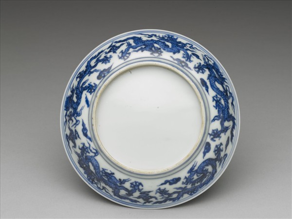 青花雲龍紋盤