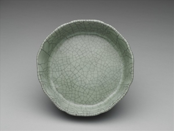 哥窯 青瓷牡丹花式洗