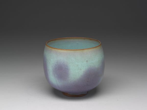 鈞窯天青釉紫斑盂- 故宮