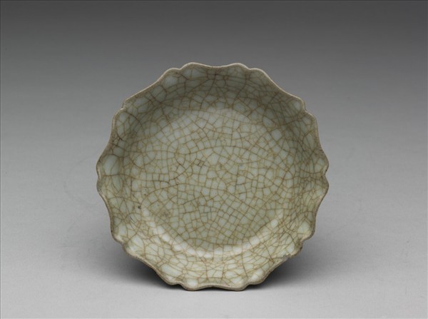 哥窯 青瓷牡丹花式洗