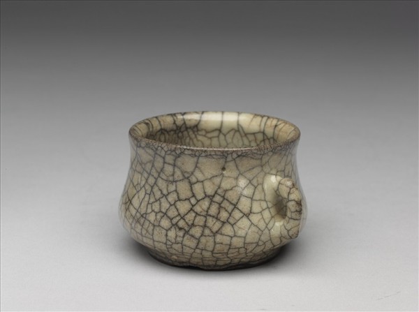 哥窯 青瓷雙耳爐