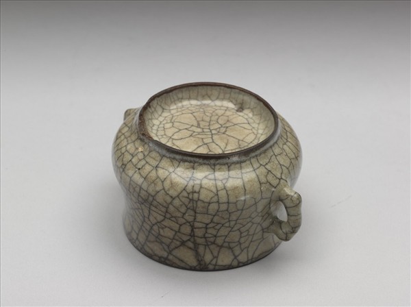 哥窯 青瓷雙耳爐