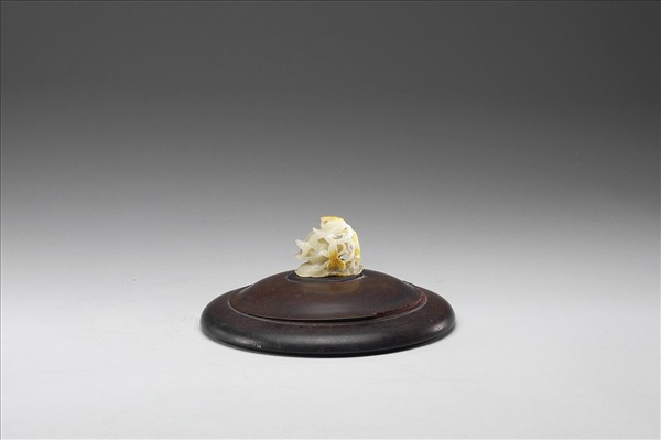 鴛鴦荷葉紋玉頂