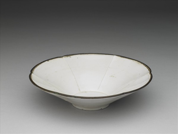 定窯 白瓷葵口碗