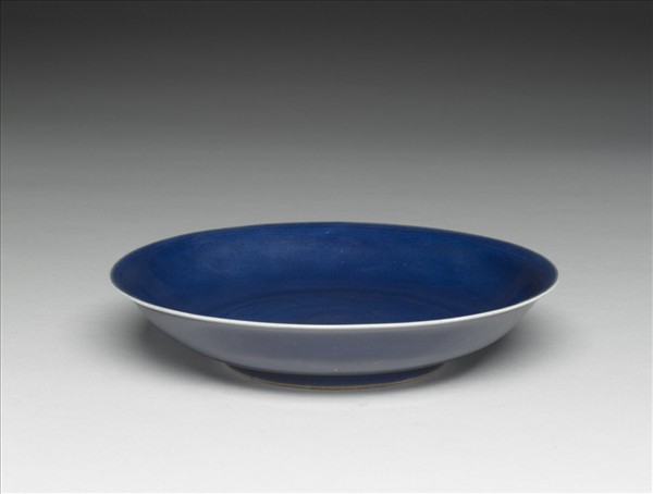 霽青釉雲龍紋盤