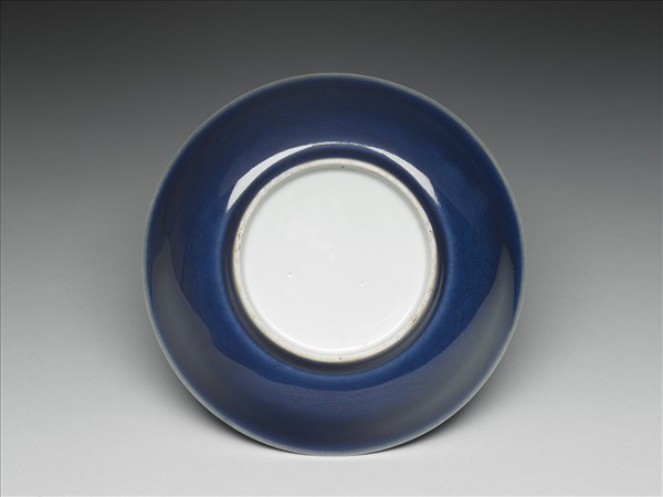 霽青釉雲龍紋盤