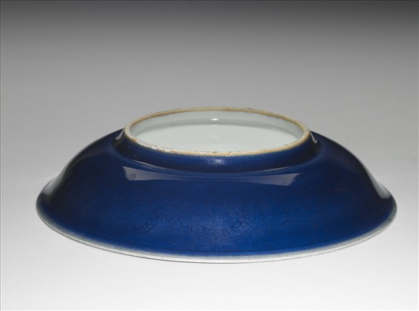 霽青釉雲龍紋盤