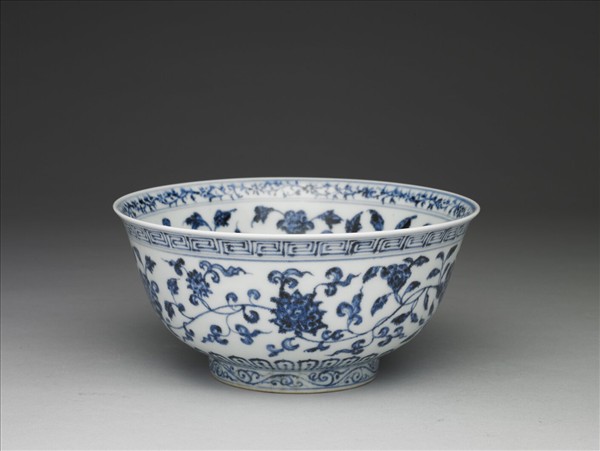 青花四季花卉紋碗