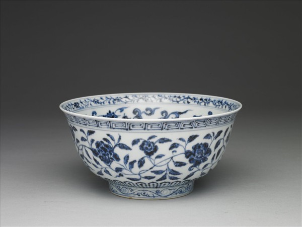 青花四季花卉紋碗