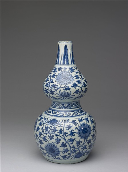 青花番蓮紋葫蘆瓶