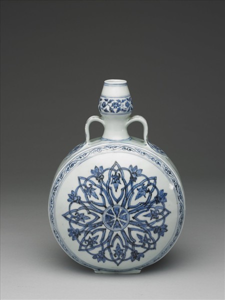 青花花卉紋雙耳扁壺