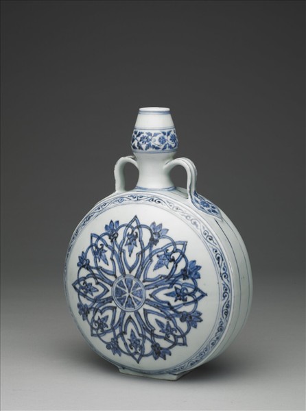 青花花卉紋雙耳扁壺