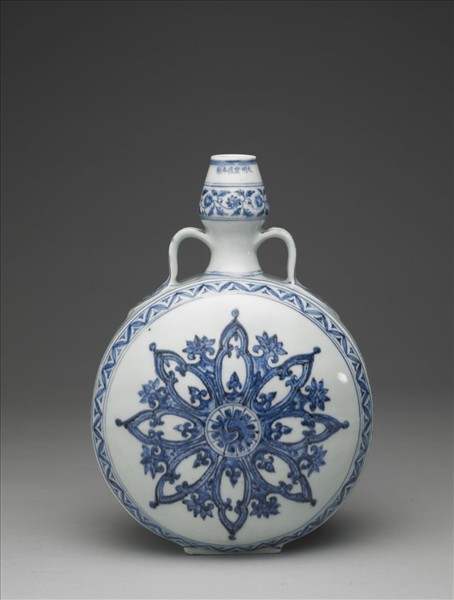 青花花卉紋雙耳扁壺