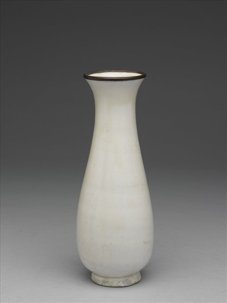 定窯 白瓷瓶