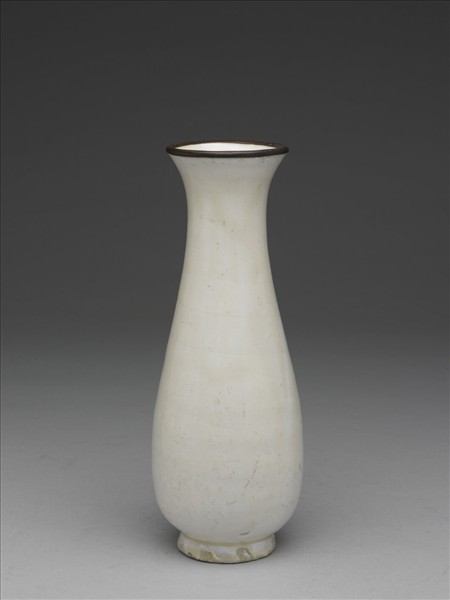 定窯 白瓷瓶
