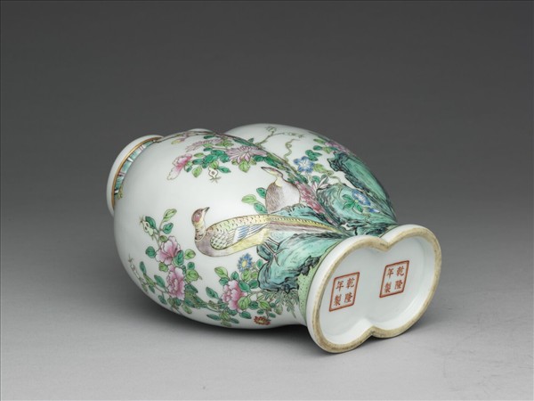 粉彩久安圖雙連蓋罐