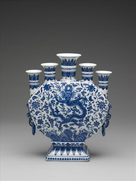 青花雲龍紋五孔環耳花插