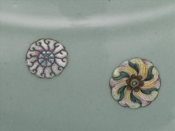 粉彩天青地皮球花紋水仙盆