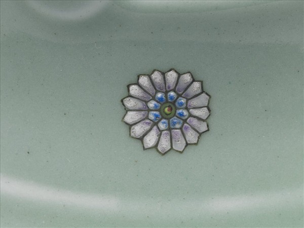 粉彩天青地皮球花紋水仙盆