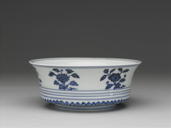 青花四季花卉紋碗