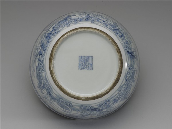 青花蓮塘鴛鴦碗