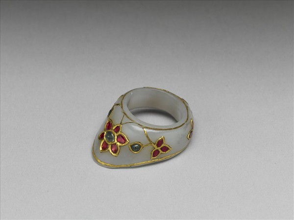 玉嵌金嵌寶石扳指