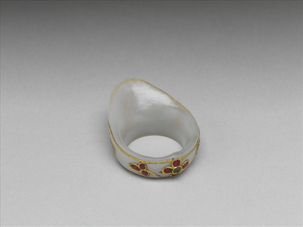 玉嵌金嵌寶石扳指