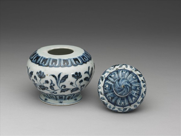 青花轉枝海棠花紋蓋罐