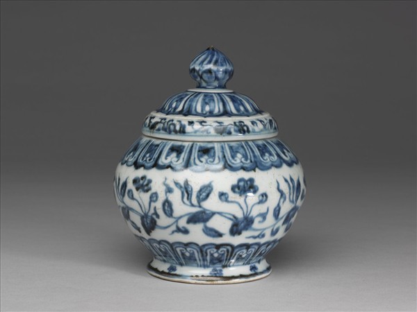 青花轉枝海棠紋蓋罐