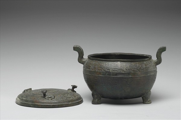 獸帶紋鼎