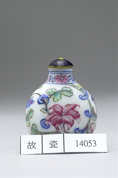 玻璃胎畫琺瑯轉枝花卉紋鼻煙壺- 故宮