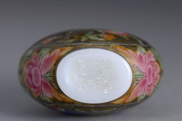 玻璃胎畫琺瑯富貴福壽紋鼻煙壺