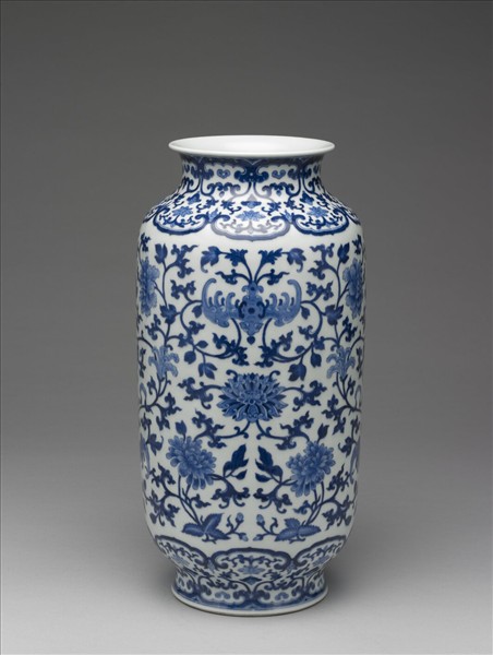 青花福壽花卉紋燈籠尊