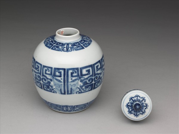 青花獸面紋蓋罐