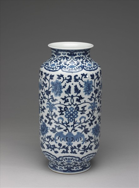 青花福壽花卉紋燈籠尊